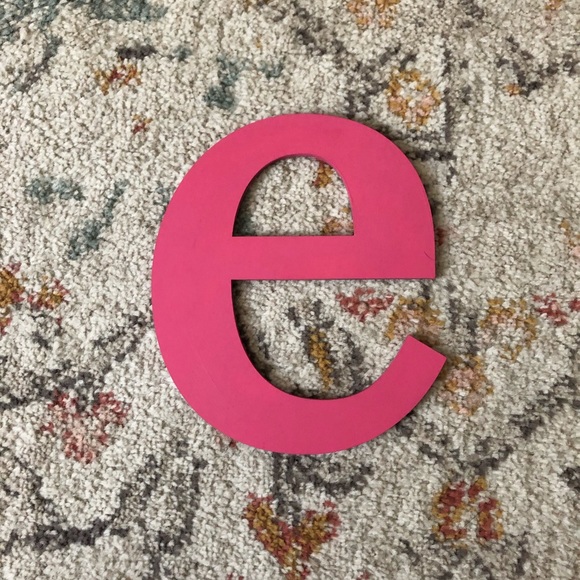Hot Pink Maple Wood Decorative Monogram Initial Letter “e” - Picture 1 of 3